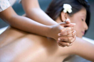 Deep Tissue Hot Oil Massage - 90 min